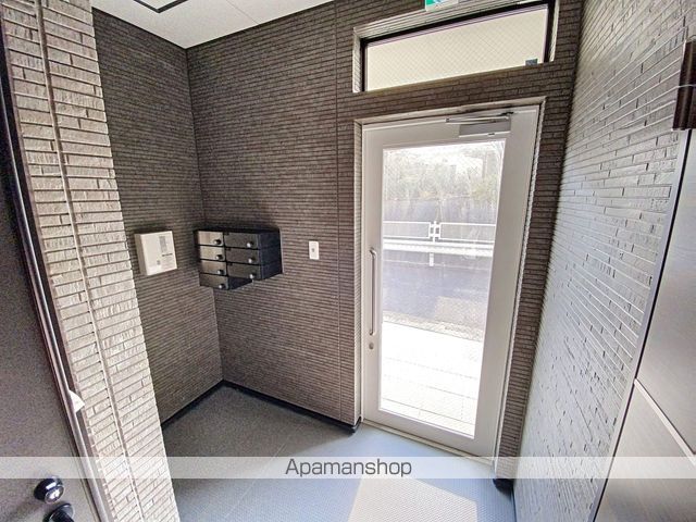 AILE岡場の玄関写真