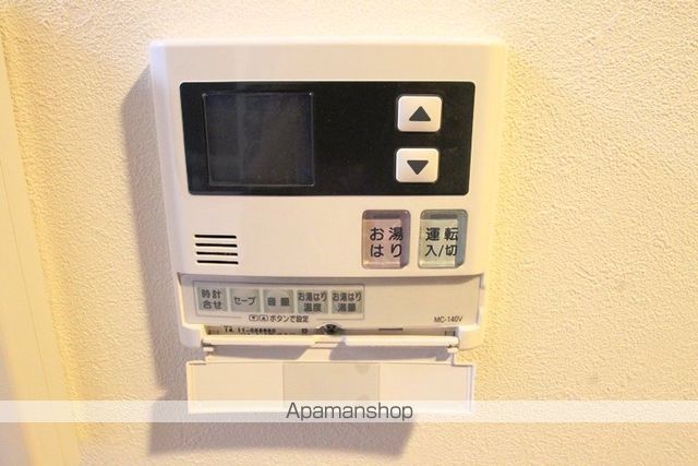 エクセレント上新18の内装写真