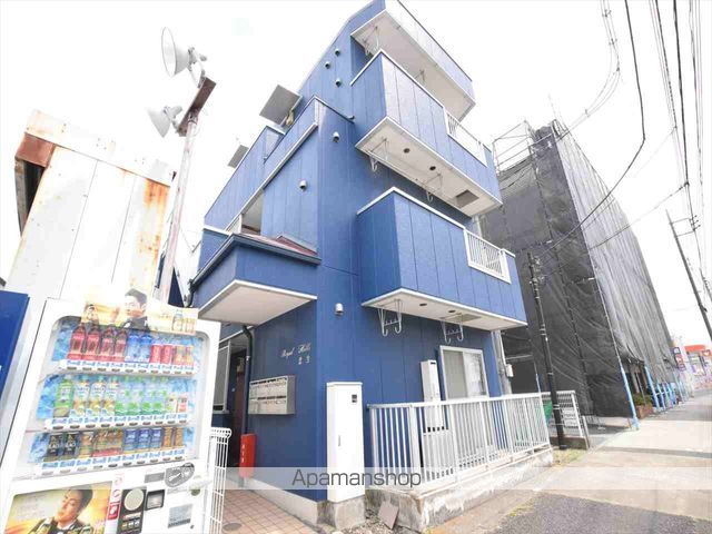 ロイヤルヒルズ忠生の玄関写真