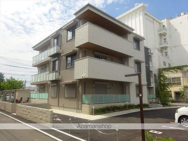 和歌山県和歌山市北出島１丁目[2LDK/57.58m2]の駐車場2