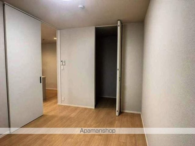 FONTANA板付の内装写真