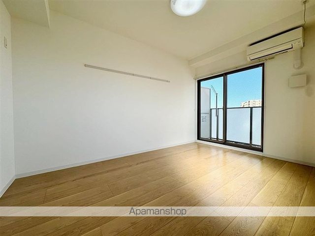 APPLE泉中央の内装写真