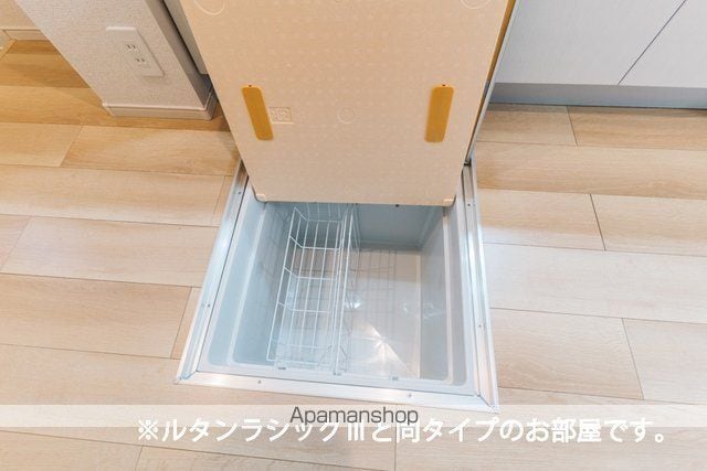 メゾン サブーリュの内装写真