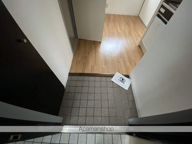 ゴッドフィールドIIIの内装写真