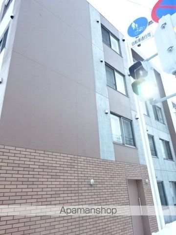COCOROの玄関写真