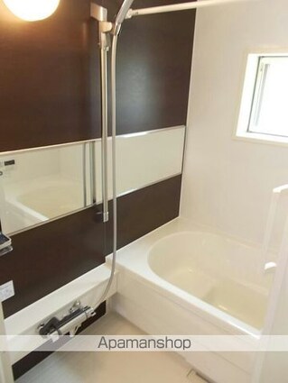 マナ・エヴァル[2LDK/59.55m2]のバス