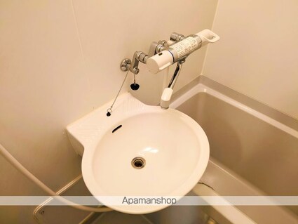 レオパレスＭＹ中山[1K/26.08m2]の洗面所