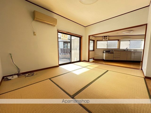 牛野谷3丁目貸家の内装写真