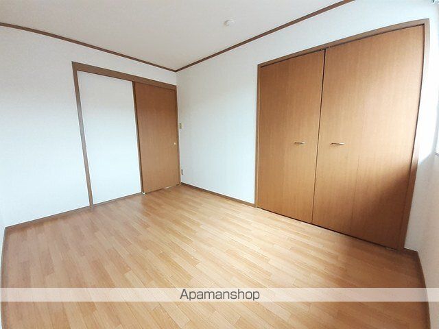 コリ-ヌ メゾンの内装写真
