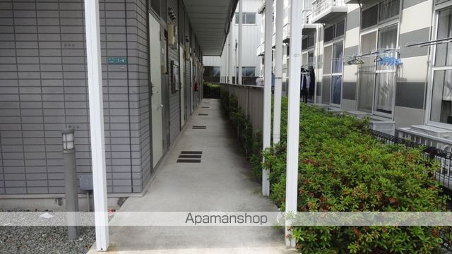 ガーデンハウス西宮の玄関写真