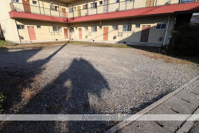 小川アパートの玄関写真