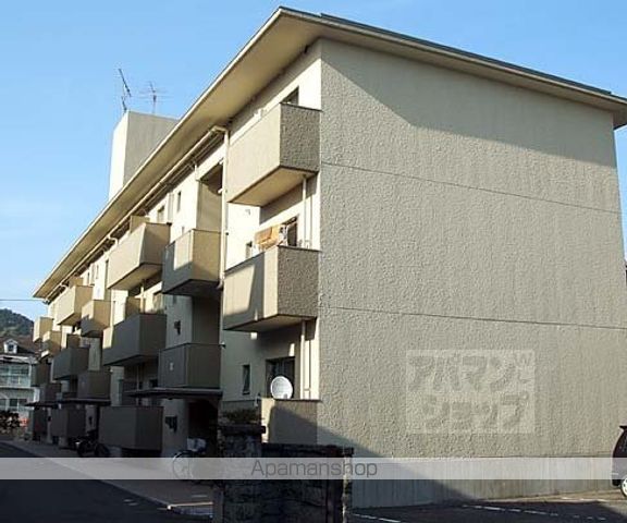 中川ハイツの外観写真