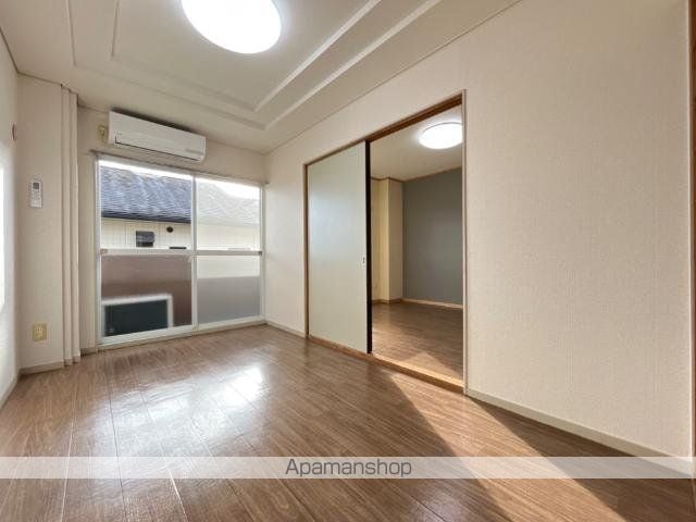 フレグランスの内装写真