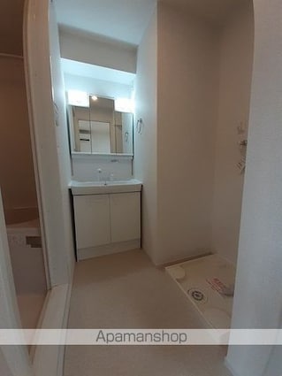 愛媛県四国中央市中曽根町[1K/31.65m2]の洗面所