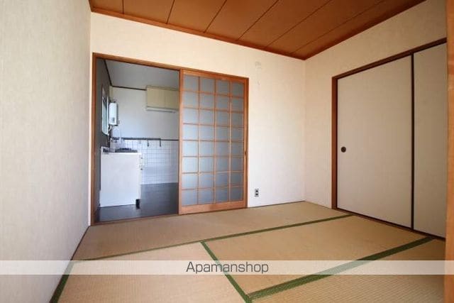 リバティーアパートの内装写真