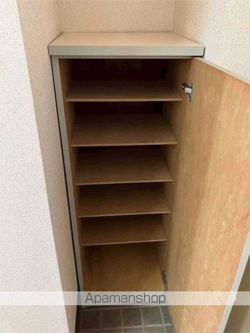 トライアングルの内装写真