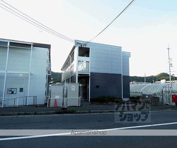 レオパレスサンセット67の玄関写真