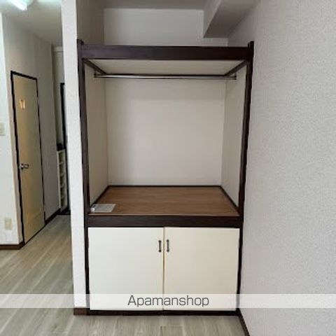 アンプルール新屋敷の内装写真