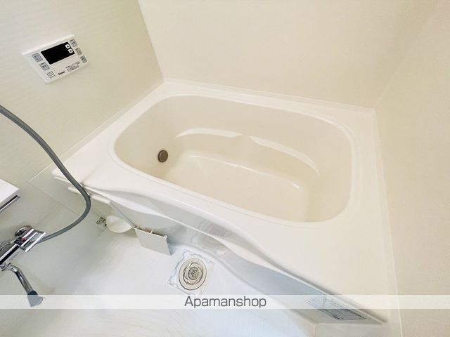 CORNES HOUSE NAGOYAの内装写真