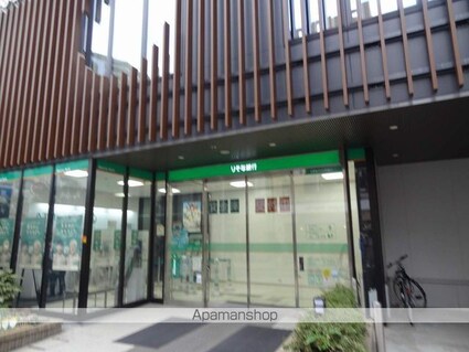 東京都新宿区岩戸町[1LDK/48.62m2]の周辺1