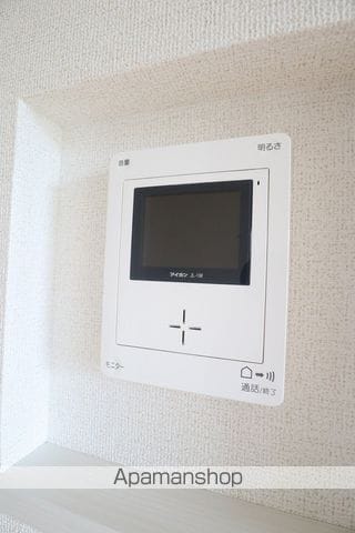 リヴァーイーストHORIIKEの内装写真