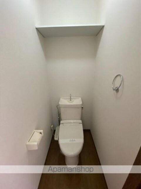 香川県高松市楠上町２丁目[1K/22.4m2]のトイレ