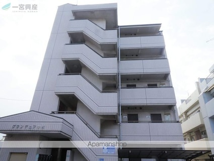 グランデュア中村[1K/22.95m2]の外観1