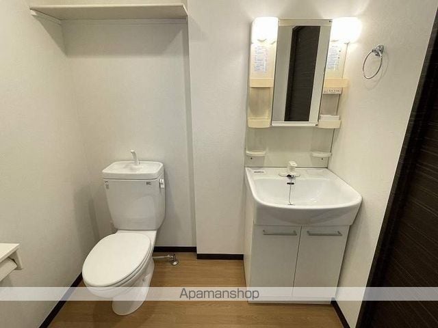 東海道本線 岡崎駅 徒歩3分 8階建 築19年の内装写真
