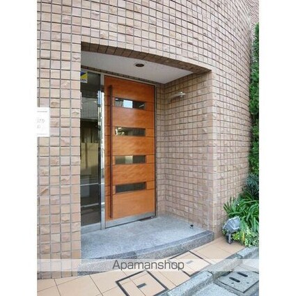 東京都新宿区下落合３丁目[1K/25.6m2]のエントランス
