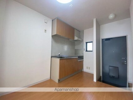 ロイヤルガーデン紙町[2DK/35.3m2]のリビング・居間