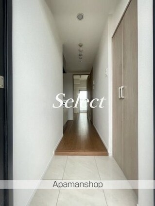 スクエアシティ横濱大通り公園ＡＺ[1K/22.54m2]の玄関