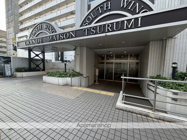 グランドメゾン鶴見の玄関写真