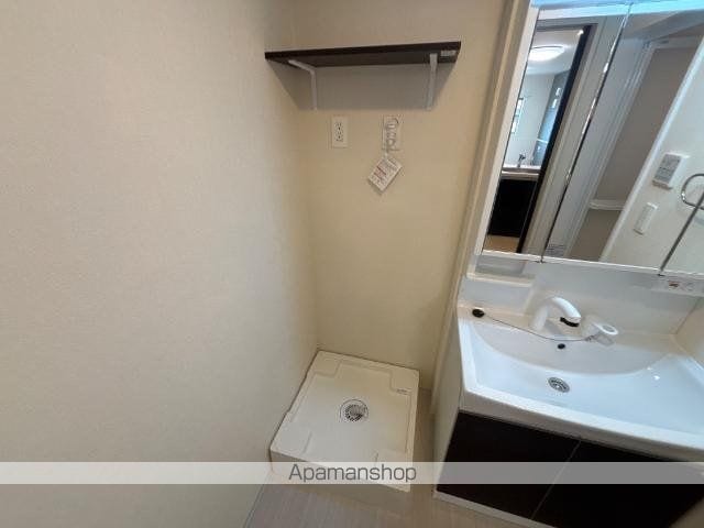 レヴメゾン神山六番館の内装写真