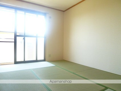 ロイヤルガーデン壱－七番館[3LDK/88.77m2]の内装2