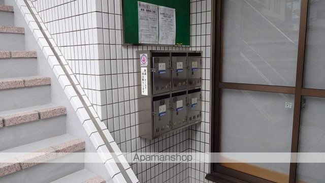 大熊マンションの玄関写真