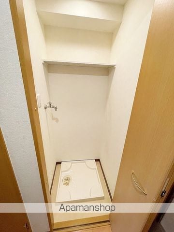 チャネルオフIIの内装写真