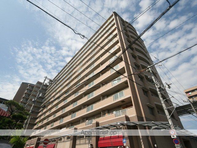 モンセーヌ蛍池ステーションサイドの外観写真