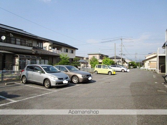 ランデックスＫ[2DK/40.04m2]の駐車場