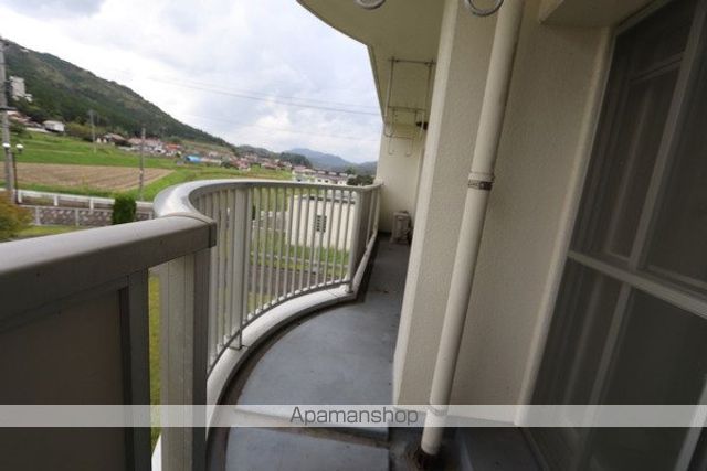 ビレッジハウス建部吉田1号棟の内装写真
