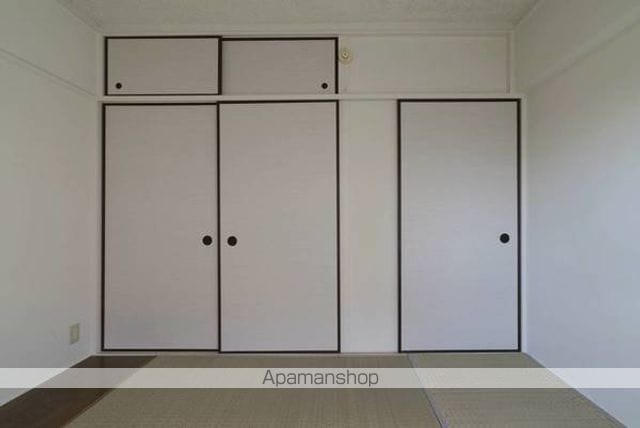 ビレッジハウス津の井1号棟の内装写真