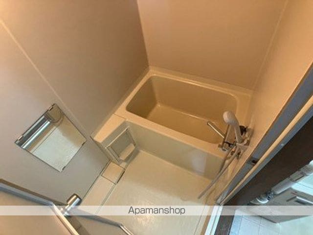 ハイブリッジIの内装写真