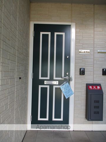甲府南プレジオ Cの玄関写真