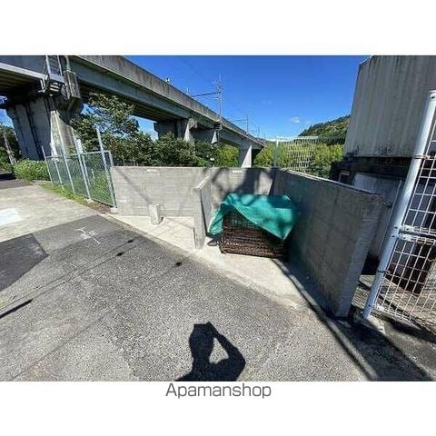 高蔵寺マンションの玄関写真