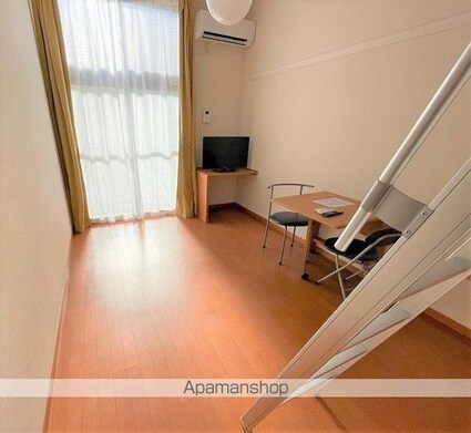 レオパレスコートサイド　ヴィラ[1K/19.87m2]のリビング・居間