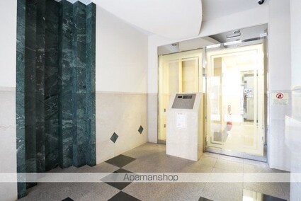 東京都港区芝１丁目[1K/19.98m2]のエントランス2