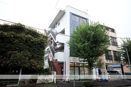 クオリアビル[1R/17.4m2]の外観1