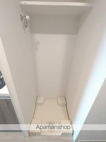 スプランディッド新大阪WESTの内装写真