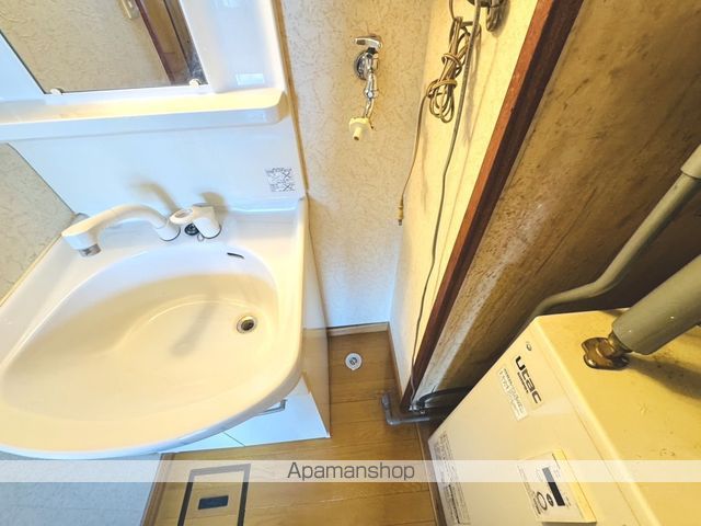コーポサンフラワーAの内装写真