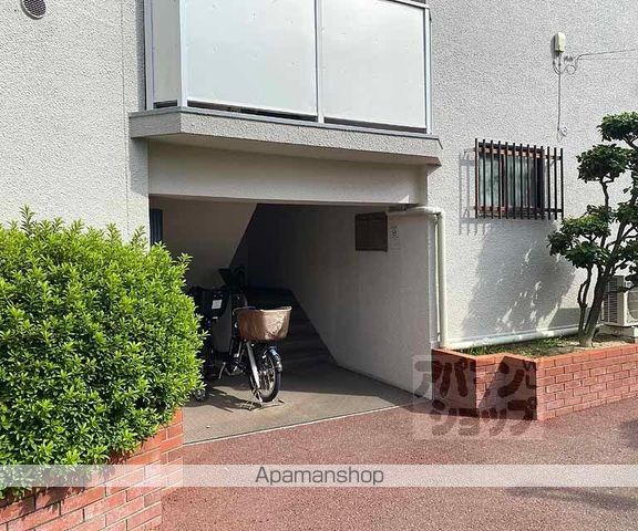 長岡京シティハイツの玄関写真