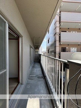 広島県広島市西区三篠町３丁目[2LDK/60m2]のバルコニー